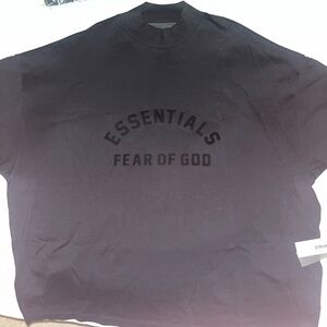 Essentials Fear of God Black T-Shirt